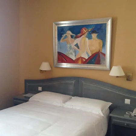 Imperial Отель 3*