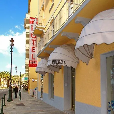Отель Imperial 3*